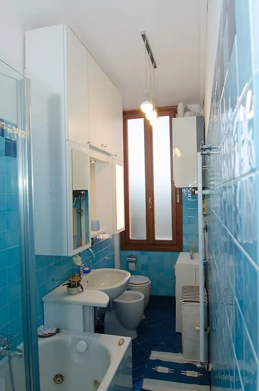 Mema Venice Apartment 0*,