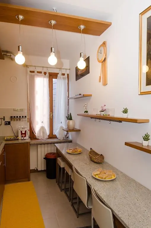 Mema Venice Apartment